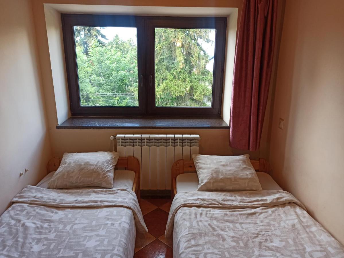 Hostel Komfort Borek Krasków Eksteriør bilde